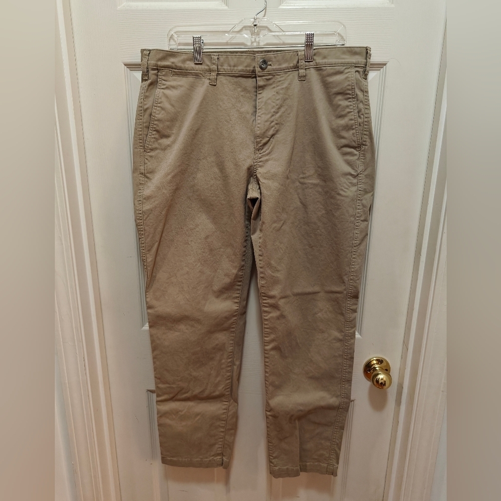 Men's Eddie Bauer Khakis